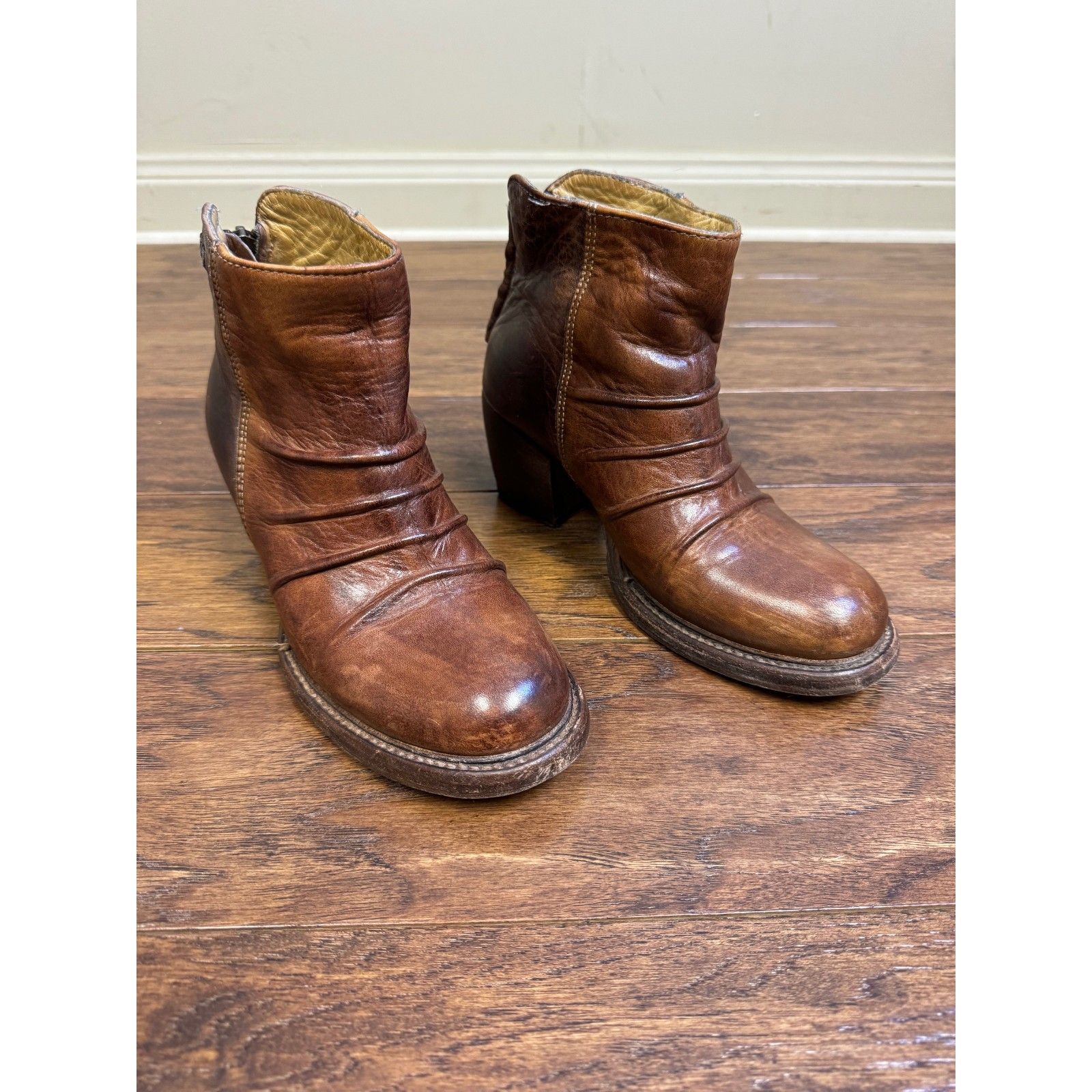 Bedstu Arcane Cobbler Series Bench Made Brown Leather Booties, Sz, 6.5